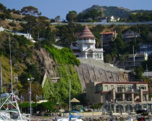 Catalina City of Avalon cliffs